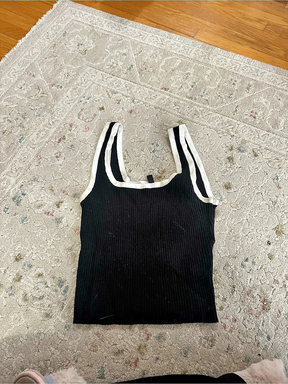 H&Medium Ribbed Tank Top in Black & White Size Medium